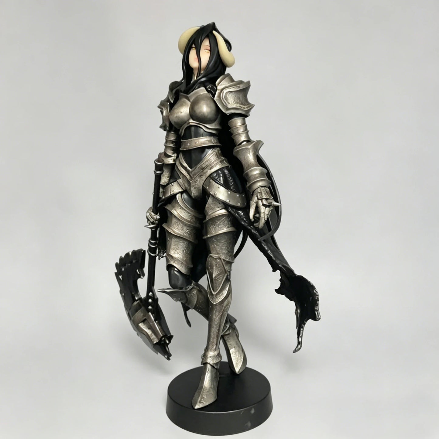 Overlord Armor Ver Figure 24cm Long Hair Demon Horns Battle Axe Statue Anime Model Heavy Metal Texture Armor Knight Figure