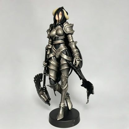 Overlord Armor Ver Figure 24cm Long Hair Demon Horns Battle Axe Statue Anime Model Heavy Metal Texture Armor Knight Figure