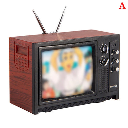 Mini Retro TV Miniature Ornaments DollHouse Toy Ornaments 5.7 * 2.4 * 3.4cm