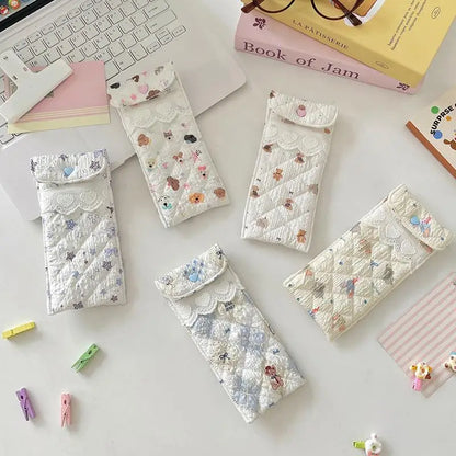 Stylish Quilted Glasses Holder Cute Kawaii Pouch Soft and Fun for Sunglasses and Eyeglasses