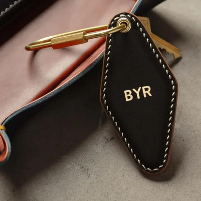 Vintage Custom Logo Diamond Shape PU Leather Keychain Personalized Name Key Chain Ring Personalize Hotel Door Number Keyring