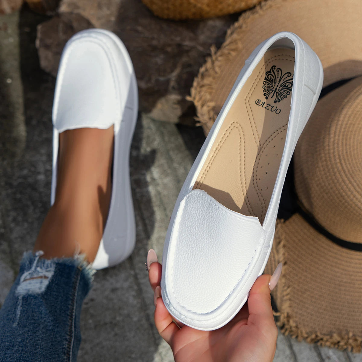 2025 Spring Wedge Heel White Nurse Shoes Fashion Women Soft Sole Casual Comfortable Non-slip Flat