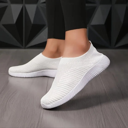 Women's Shoes Lightweight Breathable Mesh Slip-On Sneakers Black White Sport Running for Casual Party Fashion Ladies Shoes