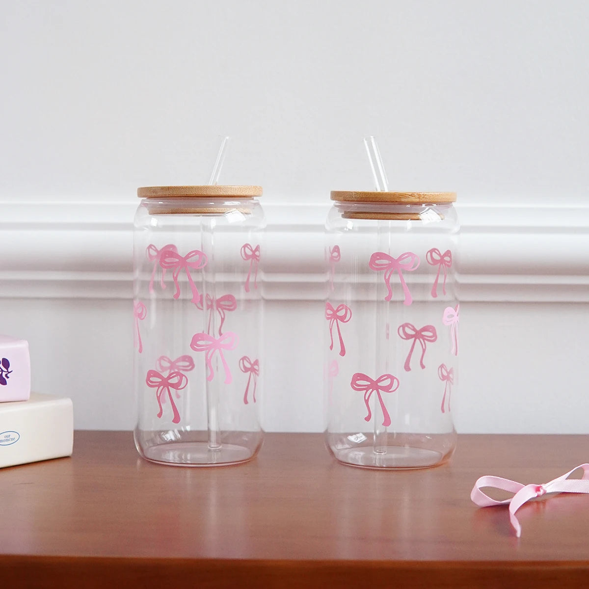 1/2/4/6Pcs Glass Cups with Bowknot Print, with Lid and Straw, Exquisite and High-End Bowknot Glass Cups, Suitable for Home Decoration, Daily Household Drinking Cups, Outdoor Picnic Cups, Party Cups, Breakfast Milk Cups, Gift-