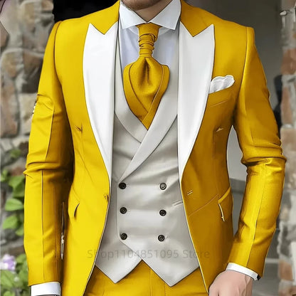 Pink Men's Elegant Peak Lapel Tuxedo 3-Piece Suit with Blazer Vest And Pants Set for Formal Business Prom Grooming