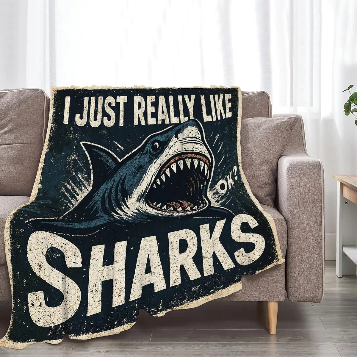 Vintage Grunge Great White Shark Letter Print Flannel Throw Blanket, Soft Warm Sofa Cover, Ocean Gift For Bedroom Daily Rest Use
