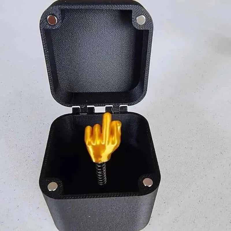 1/2Pcs Out of the box pop-up Middle Finger Gift Box Creative Desk Home Decor Gifts Middle Finger Novelty Christmas Prank Gift