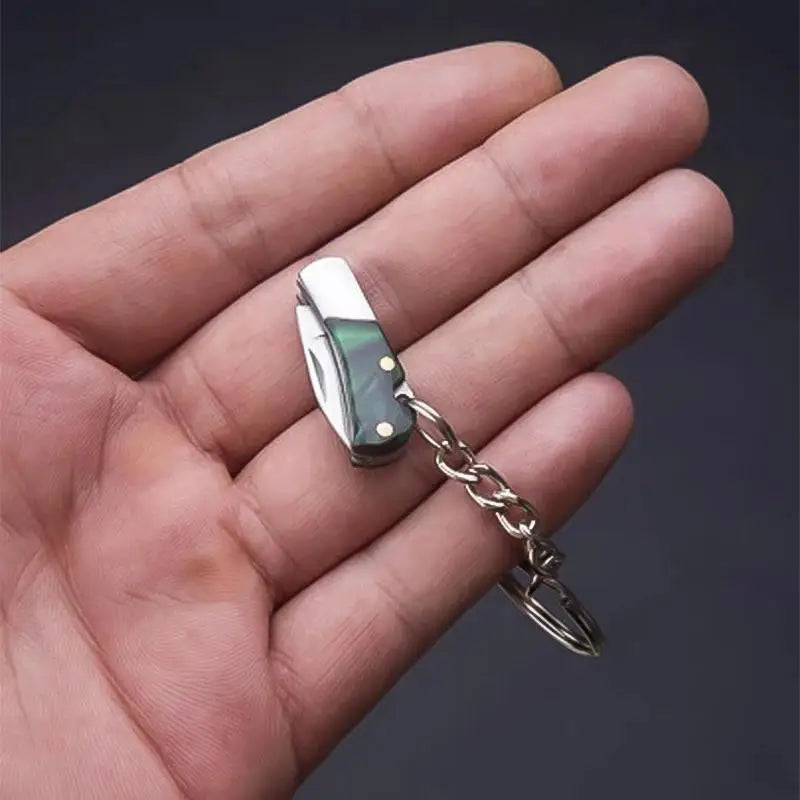 Mini Folding Knife Pendant Keychains Outdoor Hiking Camping Portable Penknife Keyrings Peel Fruit Tools Small Gifts Souvenir
