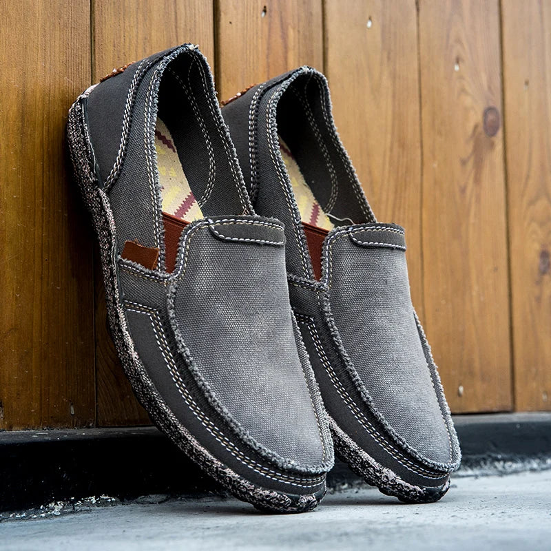 Fashion Breathable Canvas Shoes Loafers New Men Shoes Vintage Male Casual Shoes Flats Comfortable Washed Denim Lazy Loafers