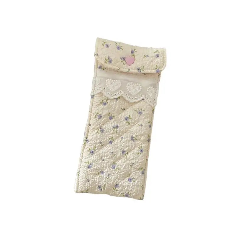 Stylish Quilted Glasses Holder Cute Kawaii Pouch Soft and Fun for Sunglasses and Eyeglasses