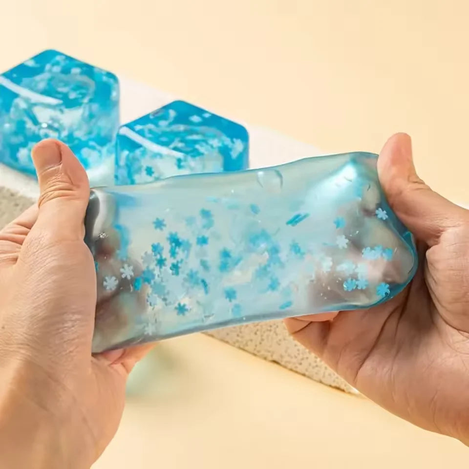 3/4.5/5.5CM Ice Cube Squishy Toy Stress Relieving Soft Touch Slow Rebound Stretch Squeeze Snowflake Ice Cube Xmas Gift for Adult