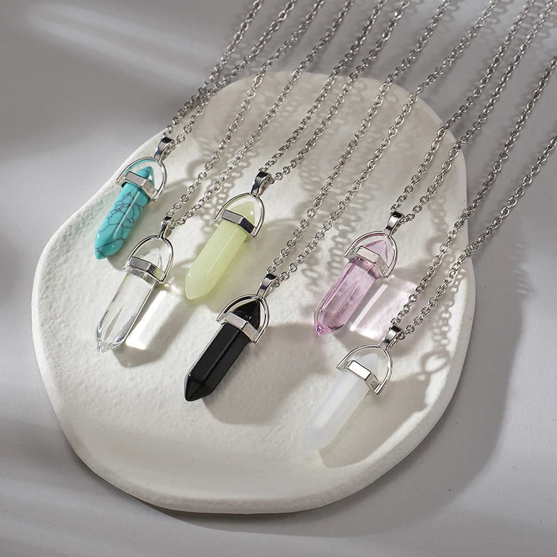 2Pcs/Set Luminous Hexagonal Column Heart Pendant Couple Magnetic Necklace Natural Stone Geometric Pendant Necklace Jewelry Gifts