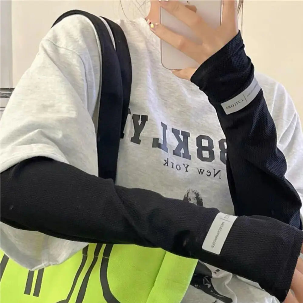 Reflective Logo Ice Silk Cooling Arm Sleeves, Breathable Mesh Sun Protection Sleeves for Men and Women
