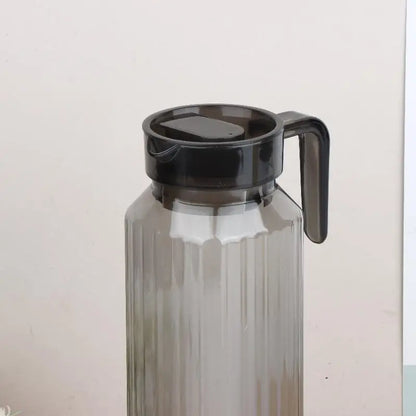 1.1L Large Capacity Ribbed Pitcher With Lid And Handle Transparent Water Jug Drink Storage Pot For Home And Office Use