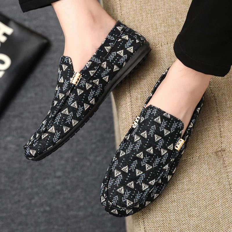 Summer Flat Casual Shoes Men Canvas Loafers Lightweight Breathable Slip-on Shoes Man Comfortable Non-slip Men's Driving Shoes