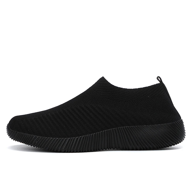 Women's Shoes Lightweight Breathable Mesh Slip-On Sneakers Black White Sport Running for Casual Party Fashion Ladies Shoes