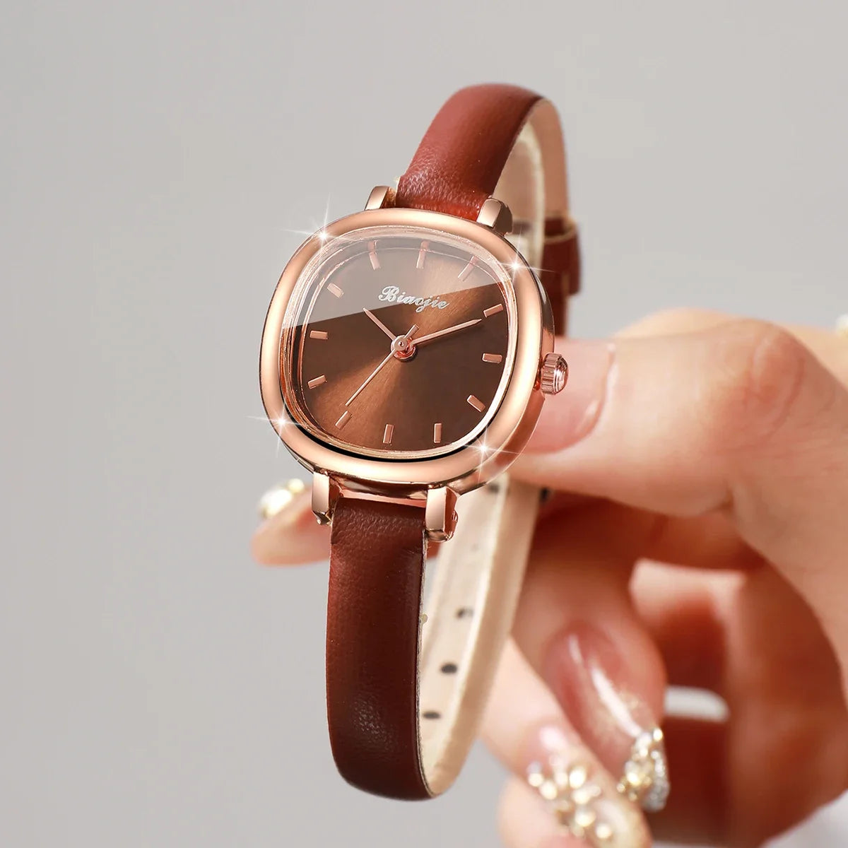 5PCS/Set Elegant Square Women Quartz Watch Leather Strap Wristwatches Heart Jewelry Set Relogio Feminino (Without Box)