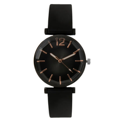 Fashion Ladies Sports Simple Black Dial Quartz Watch Casual 2023 Hot Sale Green Silicone Strap Women Clock Dress Wristwatches