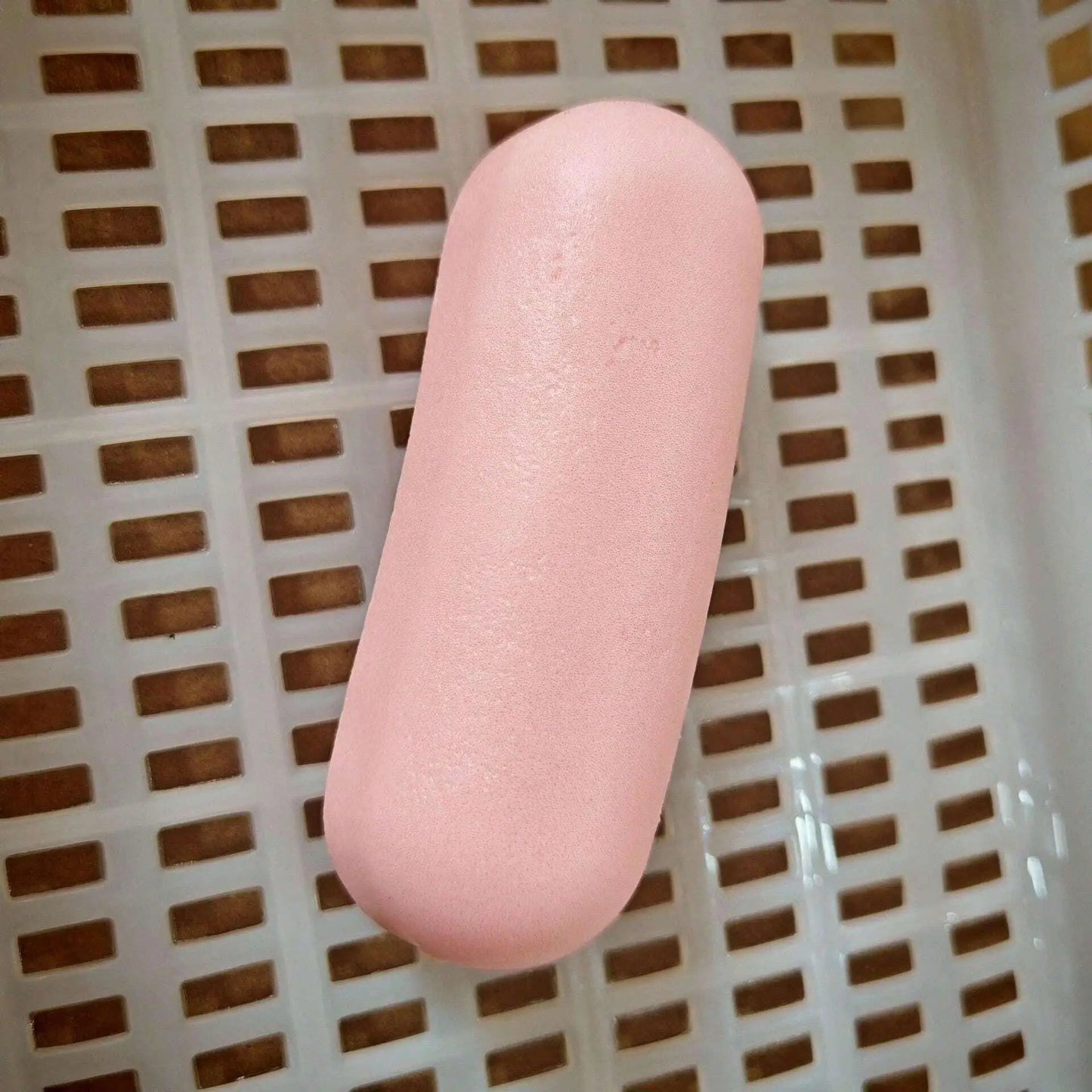 1 /3 pieces. A soft and moist lucky star squeeze toy, a cute high-quality stress relief toy that slowly rebounds and offers a