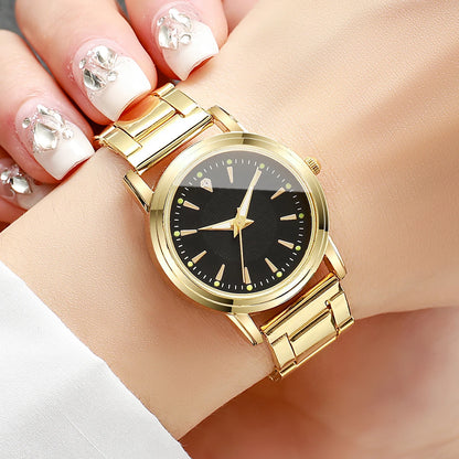 Fashion Women Watches Casual Alloy Band Simple Dial Analog Quartz Wristwatch（Without Box）
