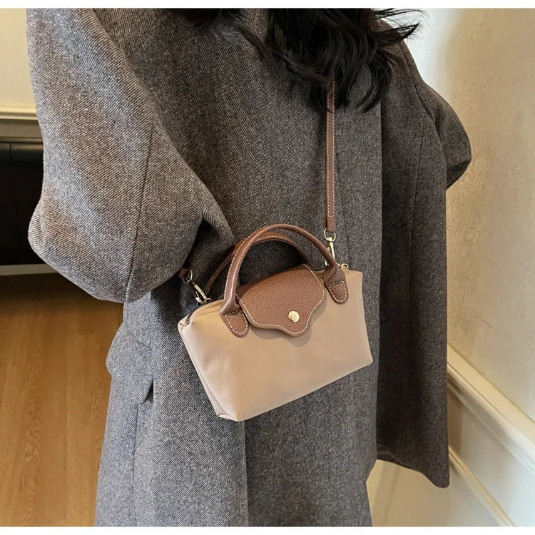 Retro Casual Fashion Ladies Shoulder Bag Stylish Trendy Crossbody Bag Quality Small Square Bag Urban Minimalist Style Polyest...