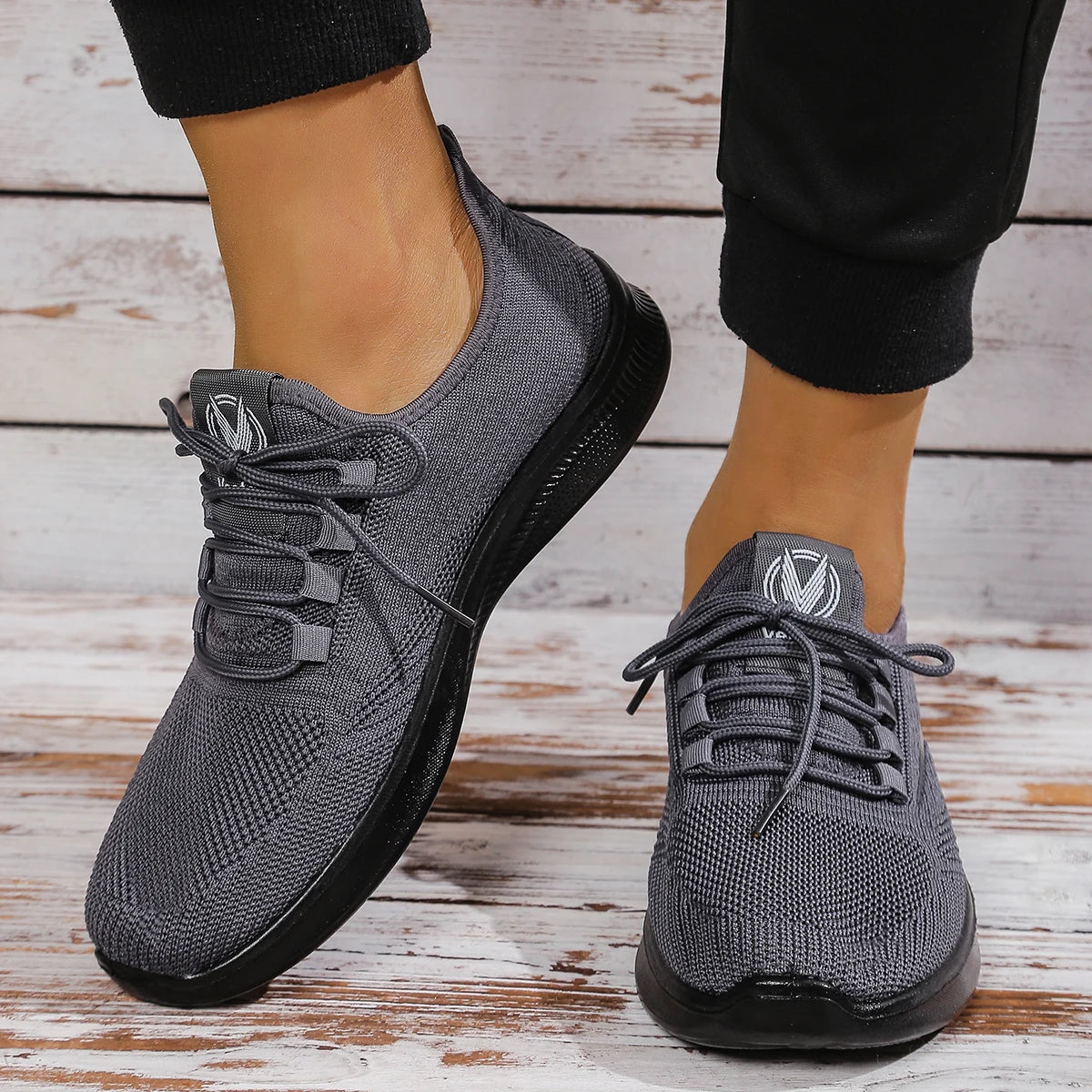 Men Breathable Knitted Running Shoes Anti Slip Trainers Arch Support Shock Absorbing EVA Sole Low Top Lace Up Sports Footwear