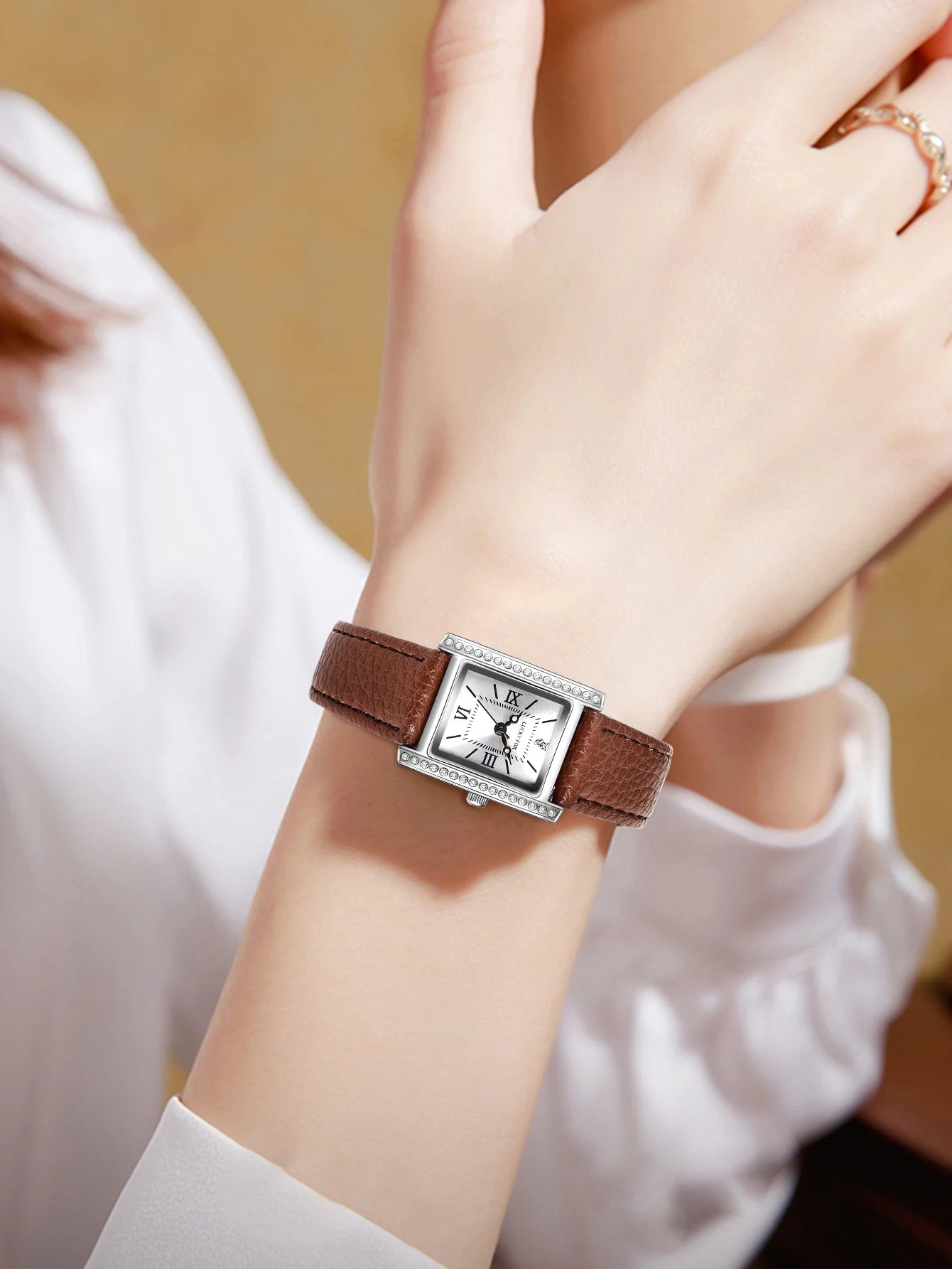 Seven sets of women's watches Fashion leather strap watches for women square ,round watch for women quartz watch for women watch