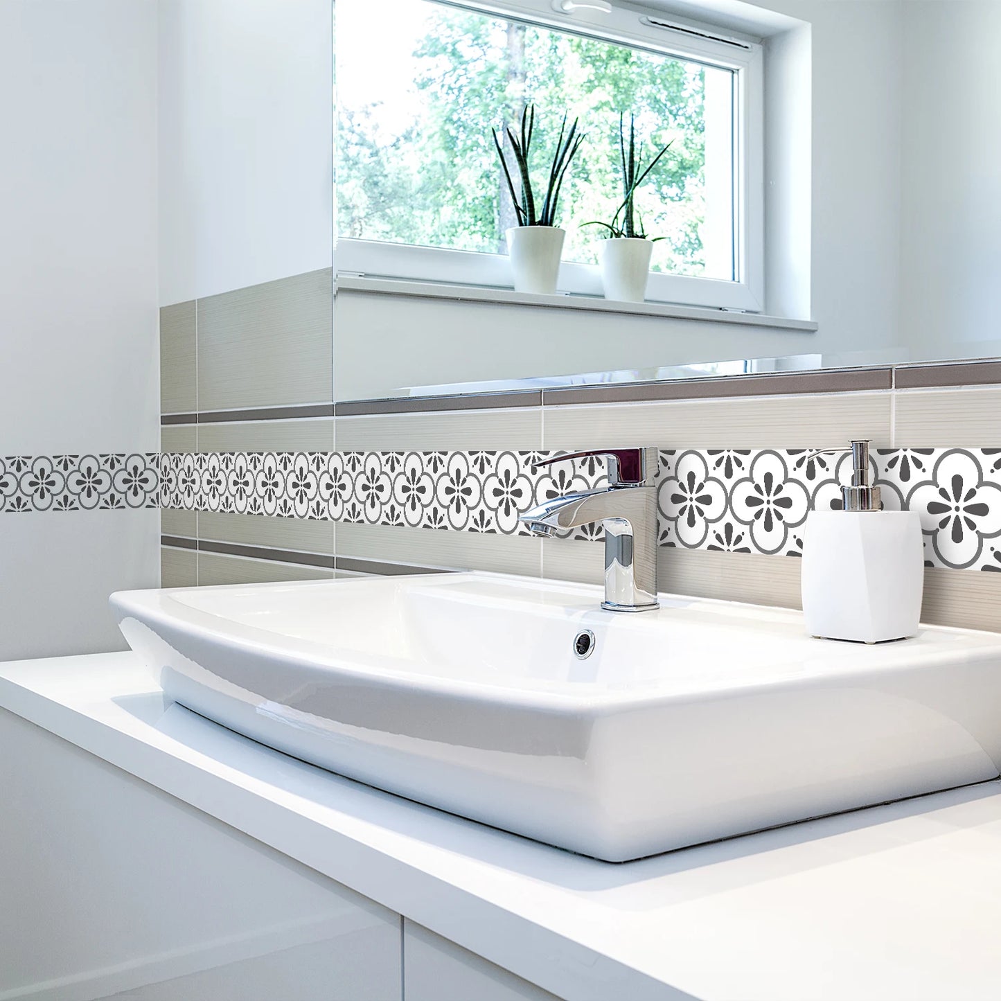 10x200cm Baseboard Sticker Moroccan Mosaic Tile Style Wall Border Sticker DIY Kitchen Bathroom Decoration Waistline Wall Sticker