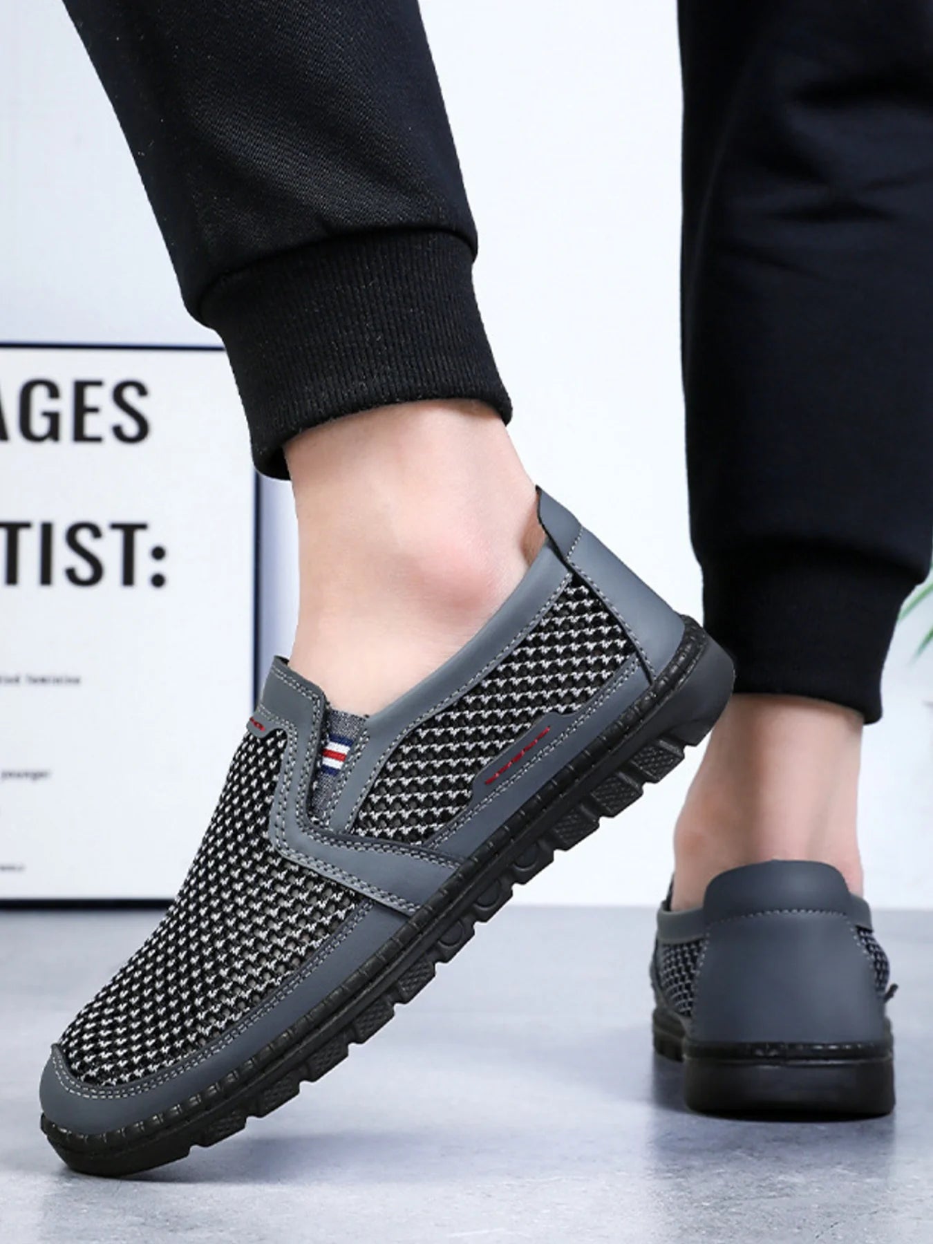 Men's Sneakers Multi-Faceted Ventilation Holes, Deodorizing Without Covering the Feet Casual Sneakers Designer Shoes