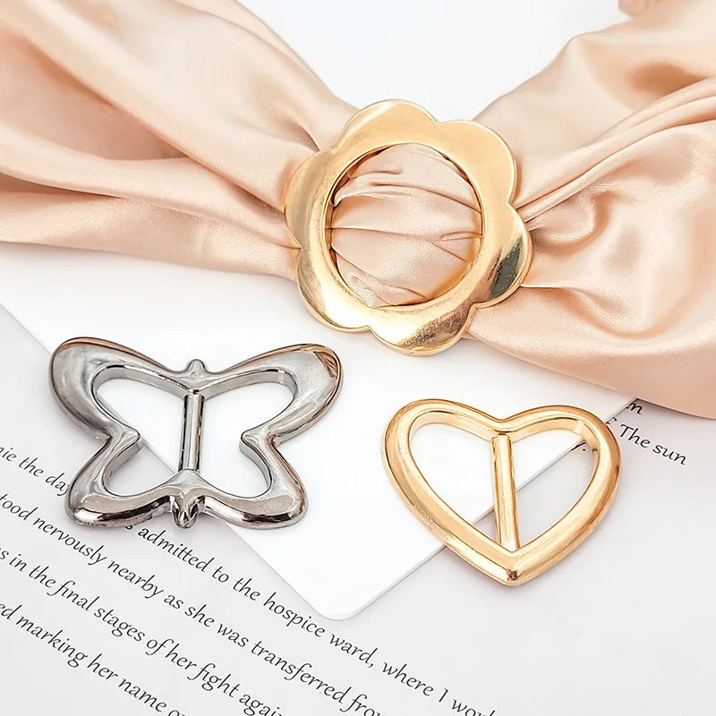 T-shirt Heart Butterfly Scarf Brooches Silk Scarf Buckle Brooch Shawl Ring Clip Scarves Fastener Knotted Button Pin Accessories